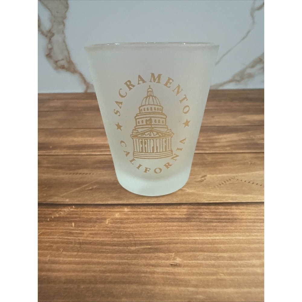 Sacramento California Shot Glass. Frosted.‎
